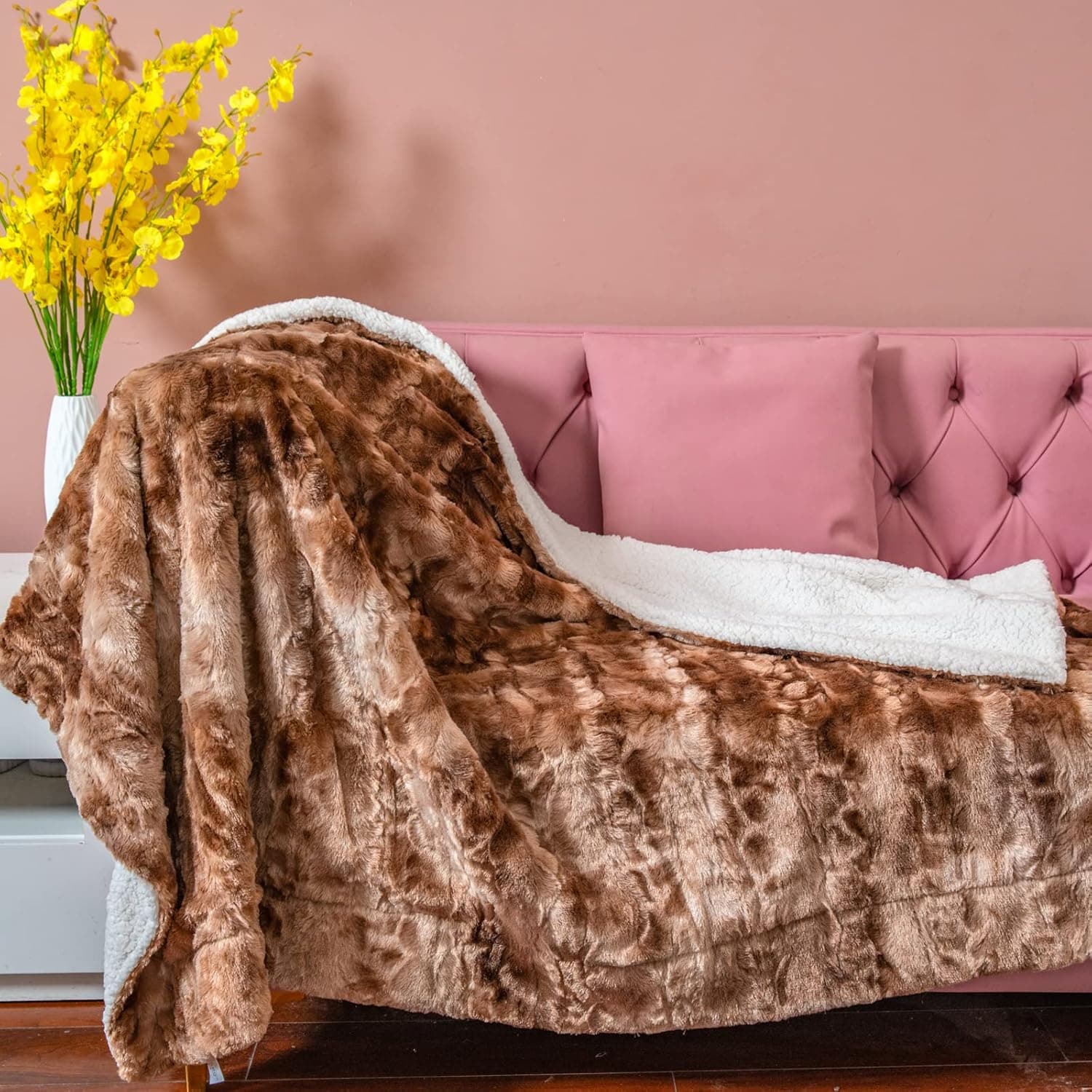 Super Soft Plush Throw Blanket, Tie Dye Cozy Fuzzy Blankets 50x60 inches,Fluffy Sherpa Warm Microfiber Fleece Colorful Throws Blanket for Chair,Couch,Bed Brown