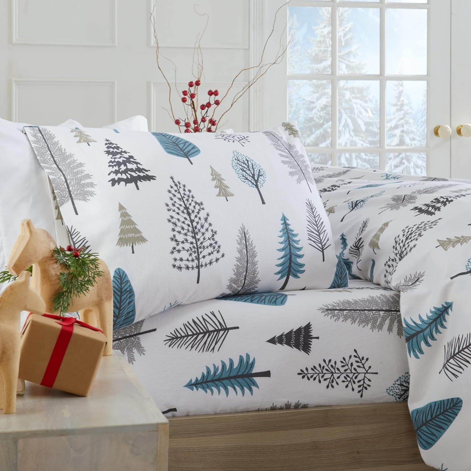 100% Turkish Cotton Flannel Sheet Set | 4 Piece Deep Pocket Novelty Cozy Winter Bed Sheets | Double Brushed for Extra Softness & Comfort | Alpine Collection (Queen, Forest)