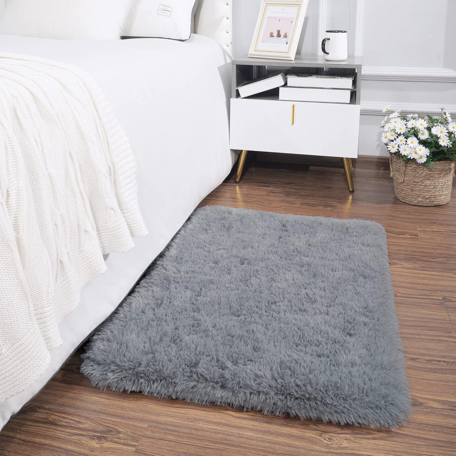 Tepook Super Soft Fluffy Rug for Bedroom, Modern Shaggy Rug Fuzzy Kids Rug for Living Room, Plush Indoor Nursery Home Decor Rug with Non-Slip Bottom, Grey, 2 X 3 Feet