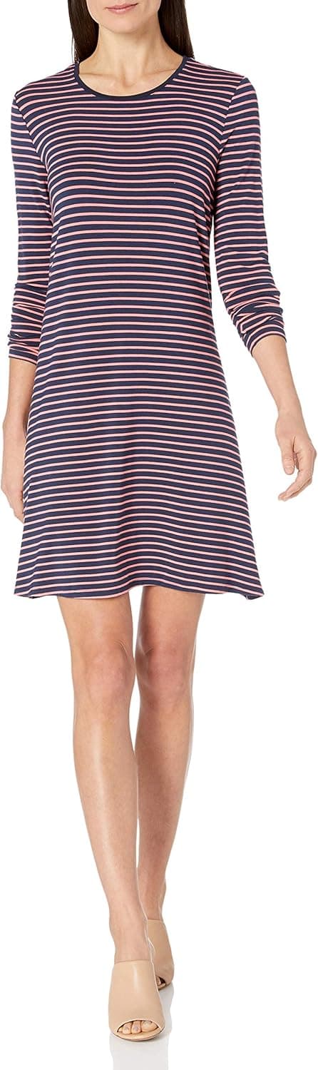 Amazon Essentials Women's Long-Sleeve Crewneck Swing Dress