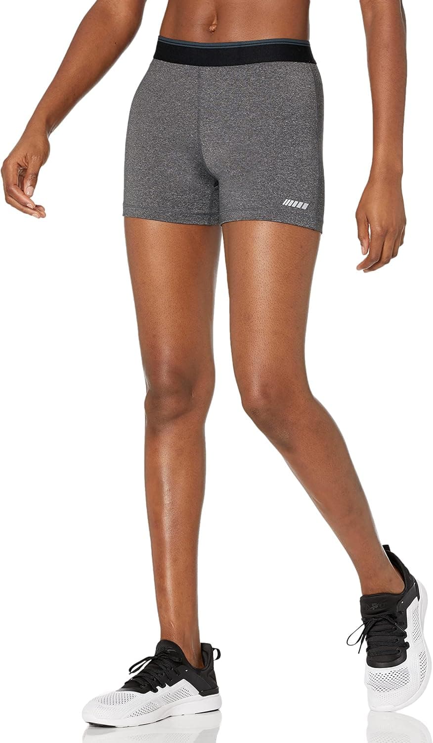 Amazon Essentials Women's Elastic Waist 3.5" Inseam Performance Short