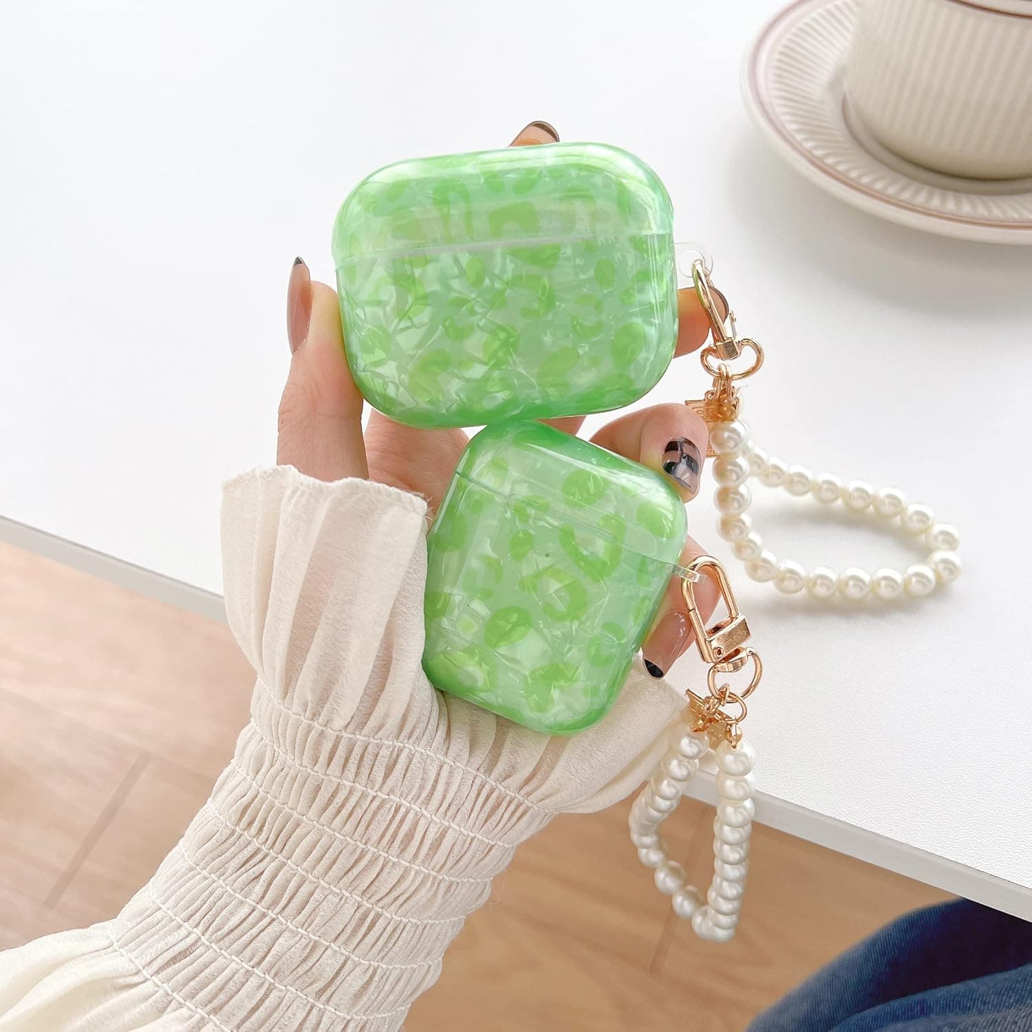 SAMTANY Airpods Pro 2019 Case Cover with Pearl Keychain Airpods Accessories Skin Cover for Women Girl Earbuds Case Protective Cover for Apple Airpods Pro Charging Case (Green)