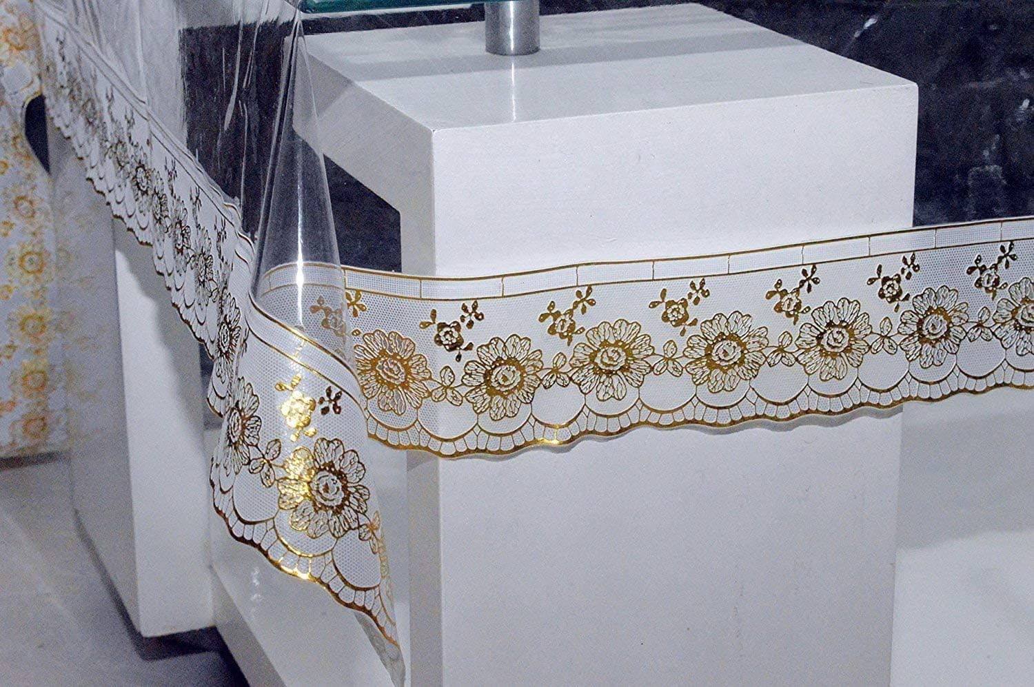 Saz's Linen Sweet !! Waterproof Plastic Table Cover !! 1-Pieces Crystal Clear Beautiful Flower Lace PVC Tablecloth Protector (52" x 70") by Free US !