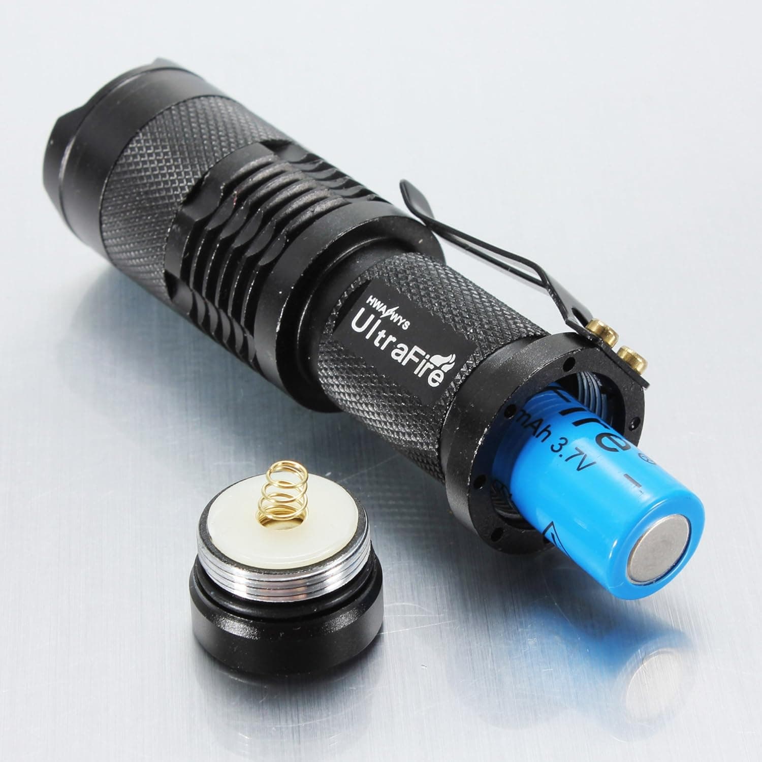 Ultrafire Cree XML T6 LED Zoomable 5 Mode Flashlight Torch Lamp Zoom (Black Flashlight kit)