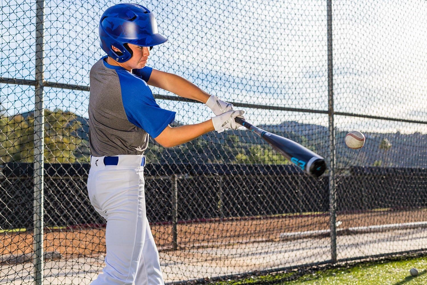 EASTON Z5 Batting Helmet with Softball Mask | Junior | Solid Color | 2019 | Dual Density Impact Absorption Foam | High Impact Resistant ABS Shell | Moisture Wicking BioDRI liner