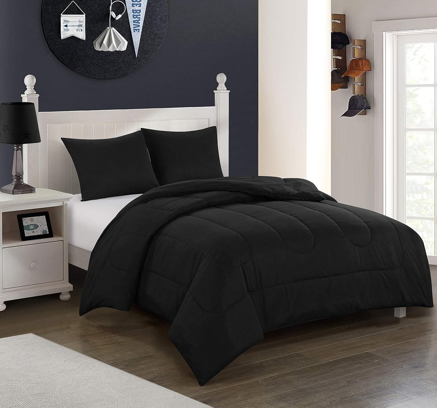 pop shop University All Season Easy-Wash Alternative Reversible Bright Solid Ultra-Soft Lightweight Microfiber Comforter Set, Twin, Black