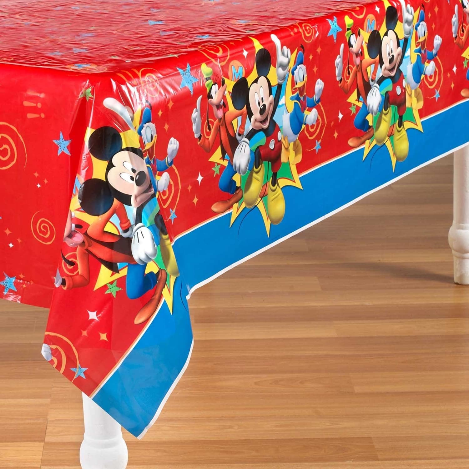 Hallmark 221688 Disney Mickey Fun and Friends Plastic Tablecover