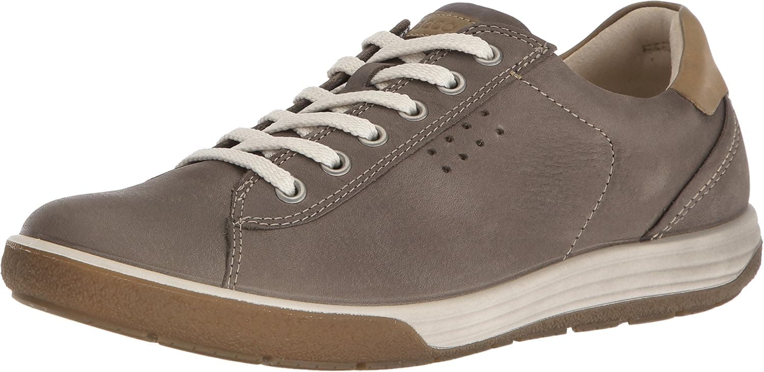 ECCO Women's Chase II Tie Sneaker