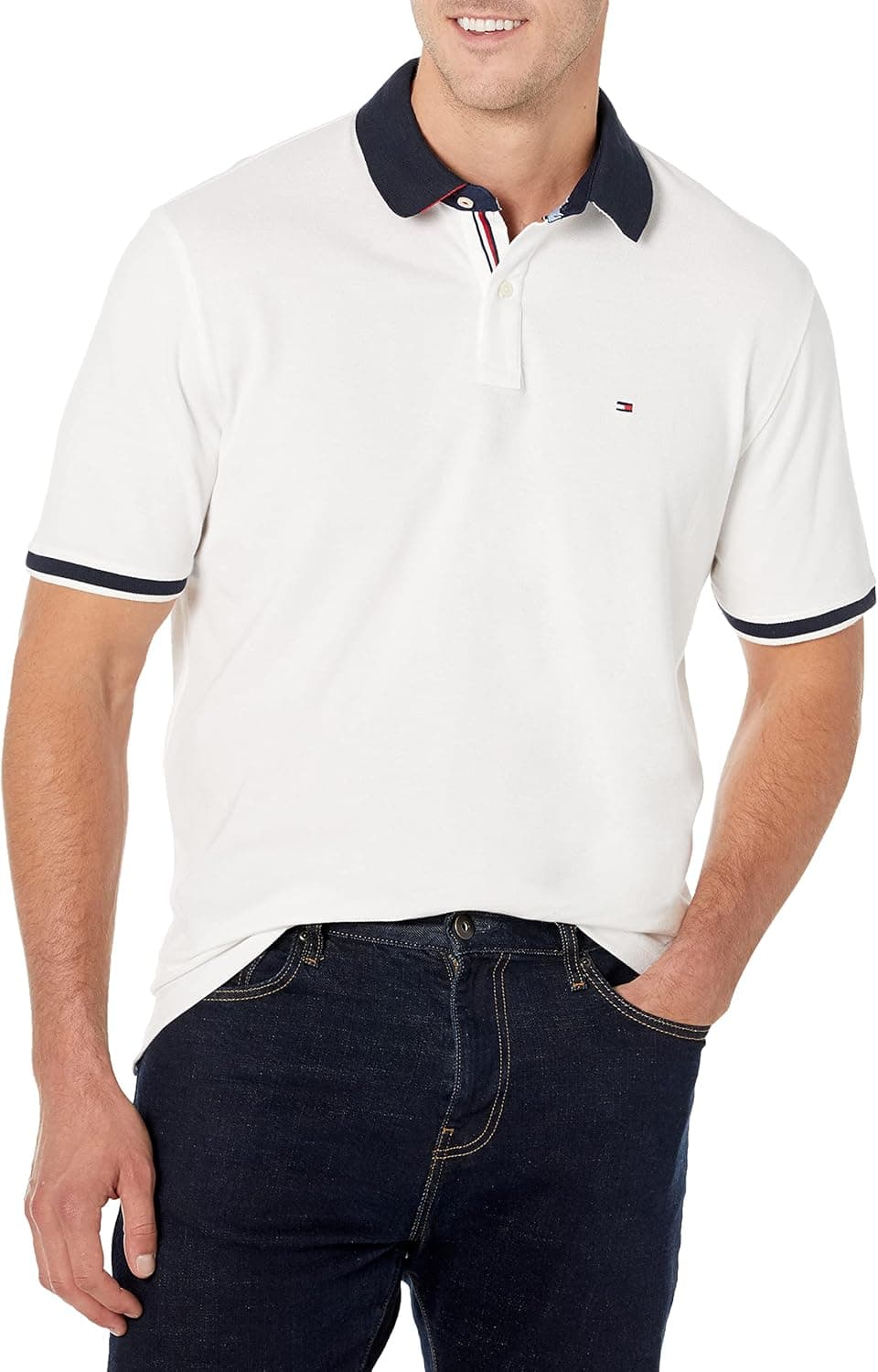 Tommy Hilfiger Men’s Short Sleeve Cotton Pique Flag Polo Shirt in Custom Fit