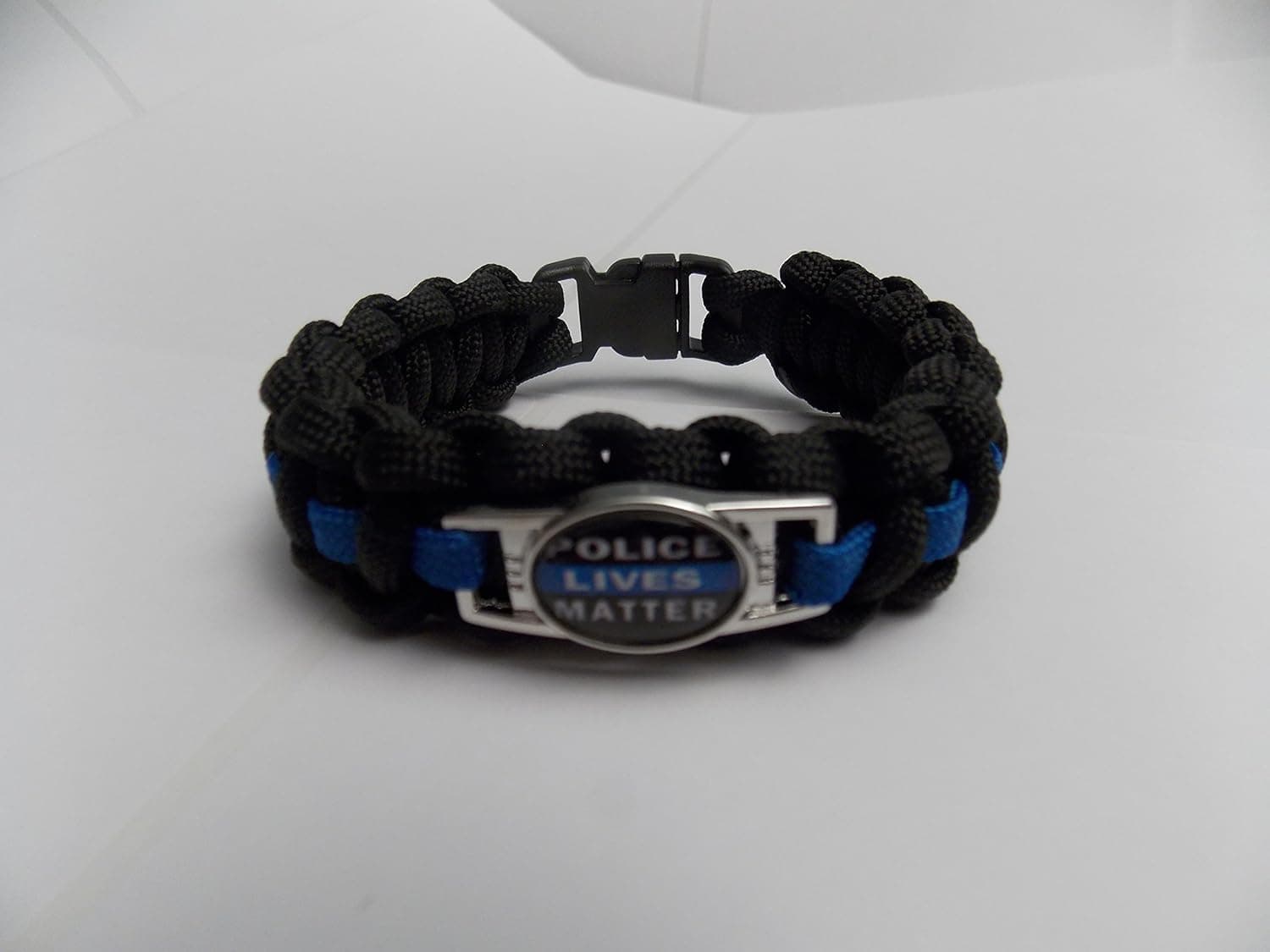 BOSTONRED2010 Blue Lives Matter, Police Lives Matter, Thin Blue Line Paracord Survival Bracelet with Charm By