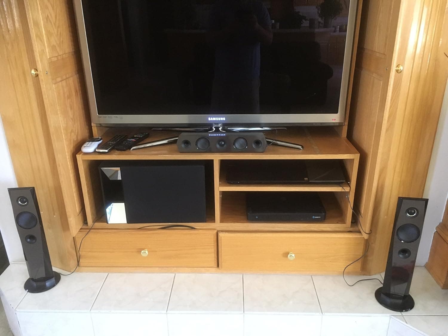 Sony BDVN7200W 1200W 5.1 Channel 4K Hi-Res Blu-ray Disc Home Theater System