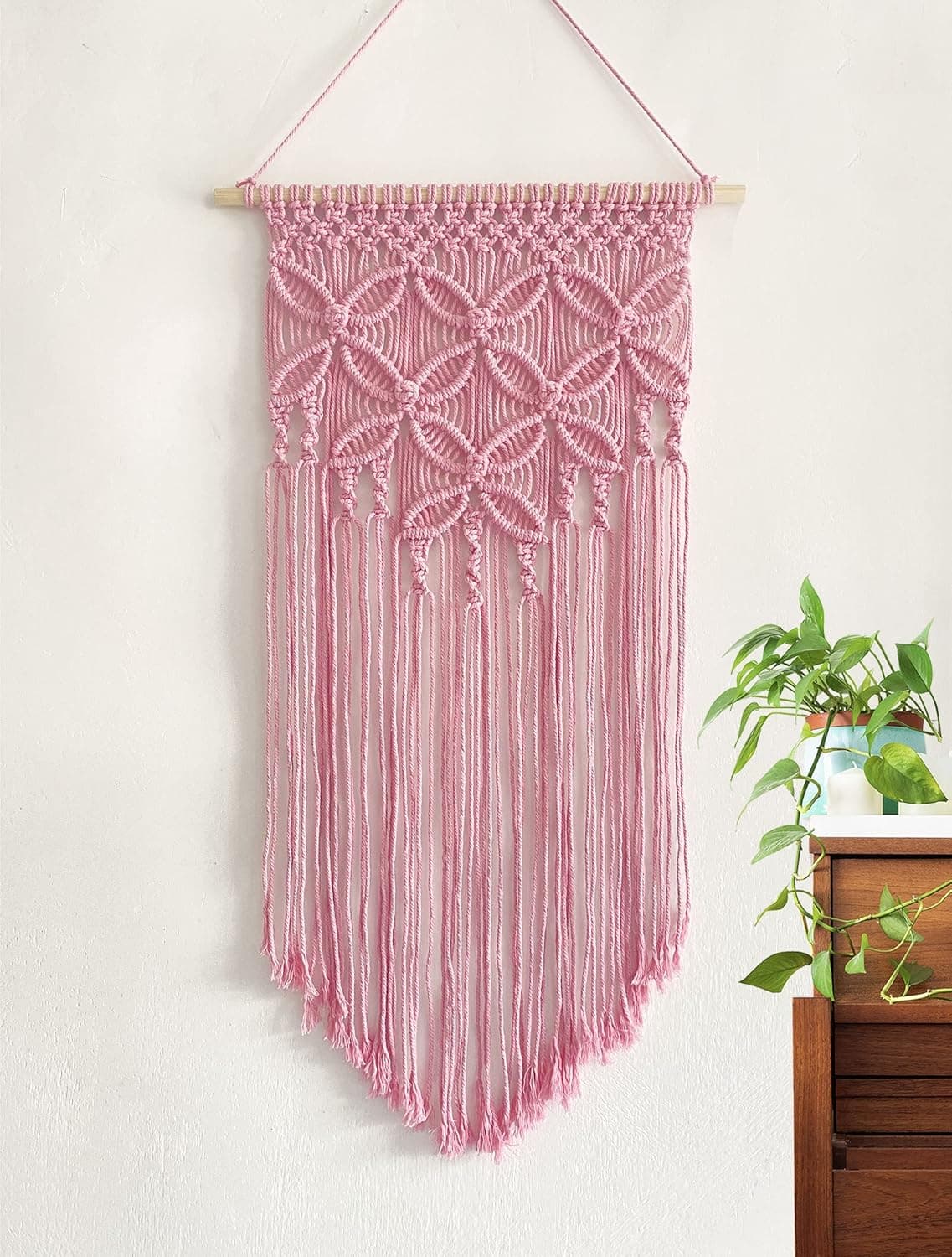 Winterdemoon Handmade Cotton Home Decor Macrame Wall Hanging (Pink)