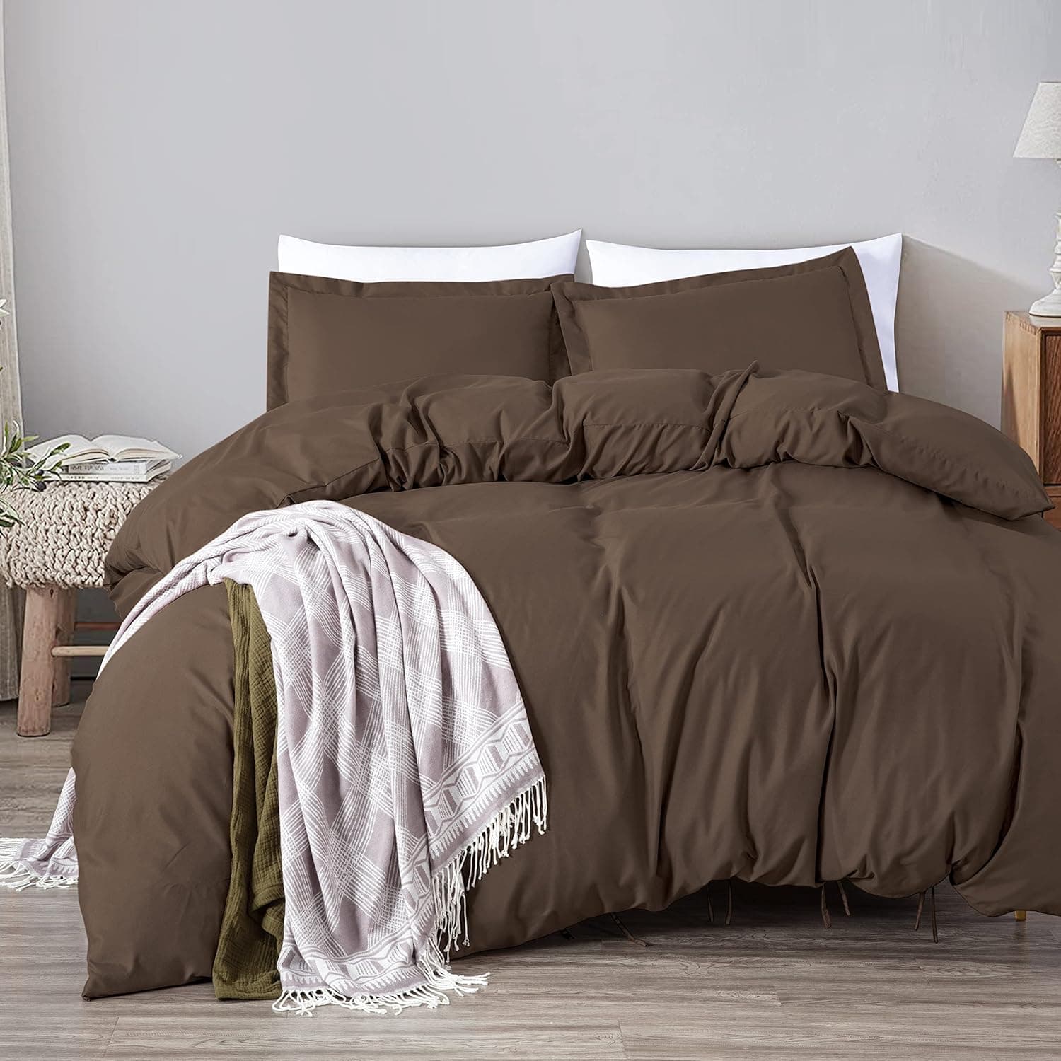 Kingsley trend Duvet Cover Set, 3 Piece, Ultra Soft Lightweight, 100% Washed Microfiber - 1 Duvet Cover with 2 Pillow Shams & Corner Ties (Full/Queen, Brown) 90x90