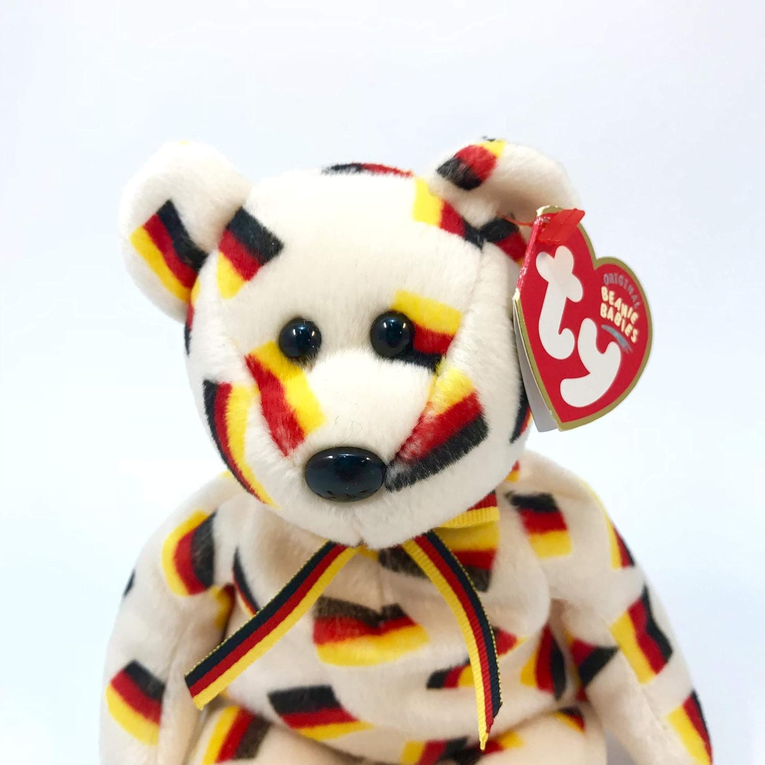 TY Beanie Baby - DEUTSCHLAND the Bear (w/ Black Nose)
