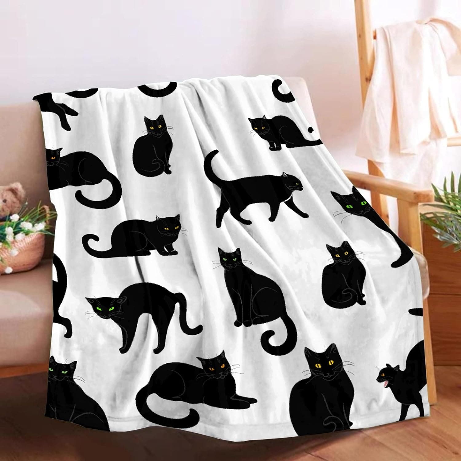 Black Cats Blanket Throw Super Soft and Cozy Blankets for Home Decoration, Couch, Bed, Sofa 80"x60" Large for Adult for All Seasons