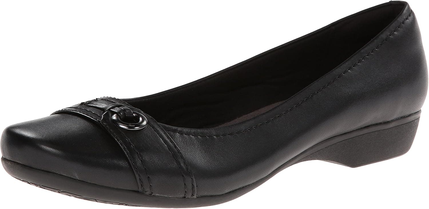 Clarks Women's Propose Spire Flat