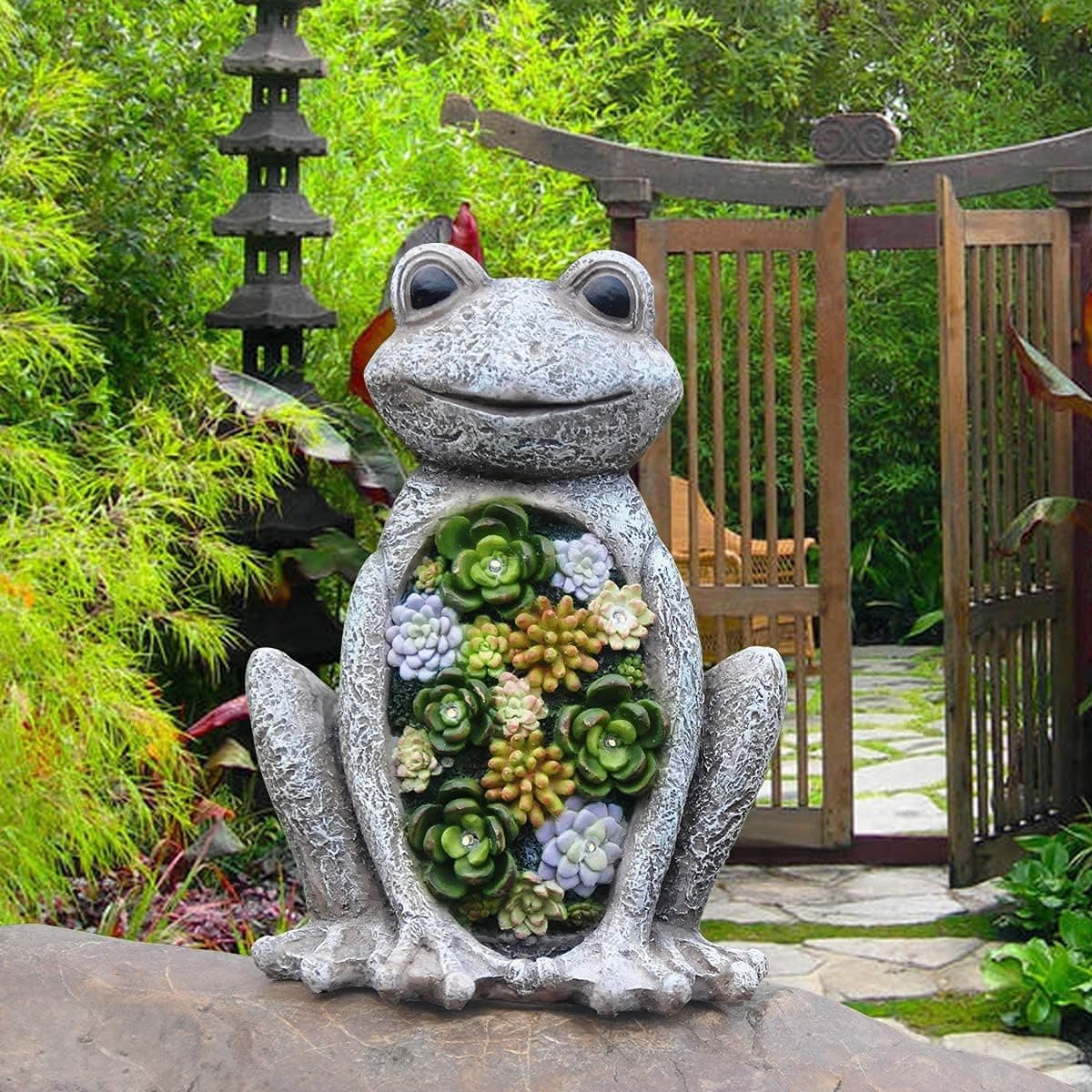 GardenLife, Garden Statue Frog Figurine Waterproof Outdoor Statue with Solar Powered LED Lights for Halloween, Patio Yard Decorations,Lawn Decorations,Garden Gift,9.5 x 7.2 Inch