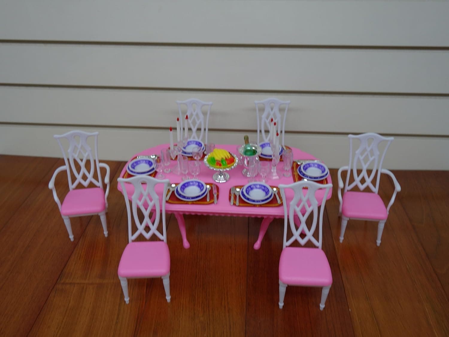 Gloria Dining Room Set