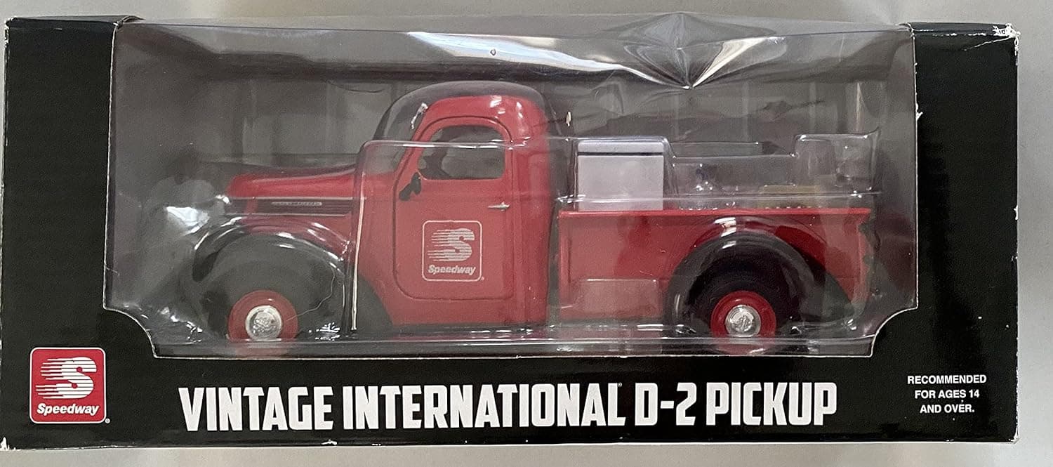1938 International D-2 Pickup Truck with Load Speedway 1/25 by First Gear 49-0365