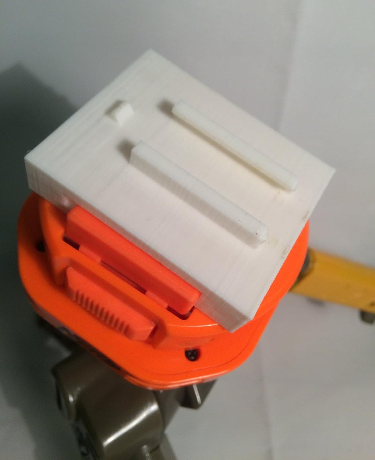 Porottis S-5 Vulcan Tripod CS-6 Barrel Connector Piece for Nerf (White)
