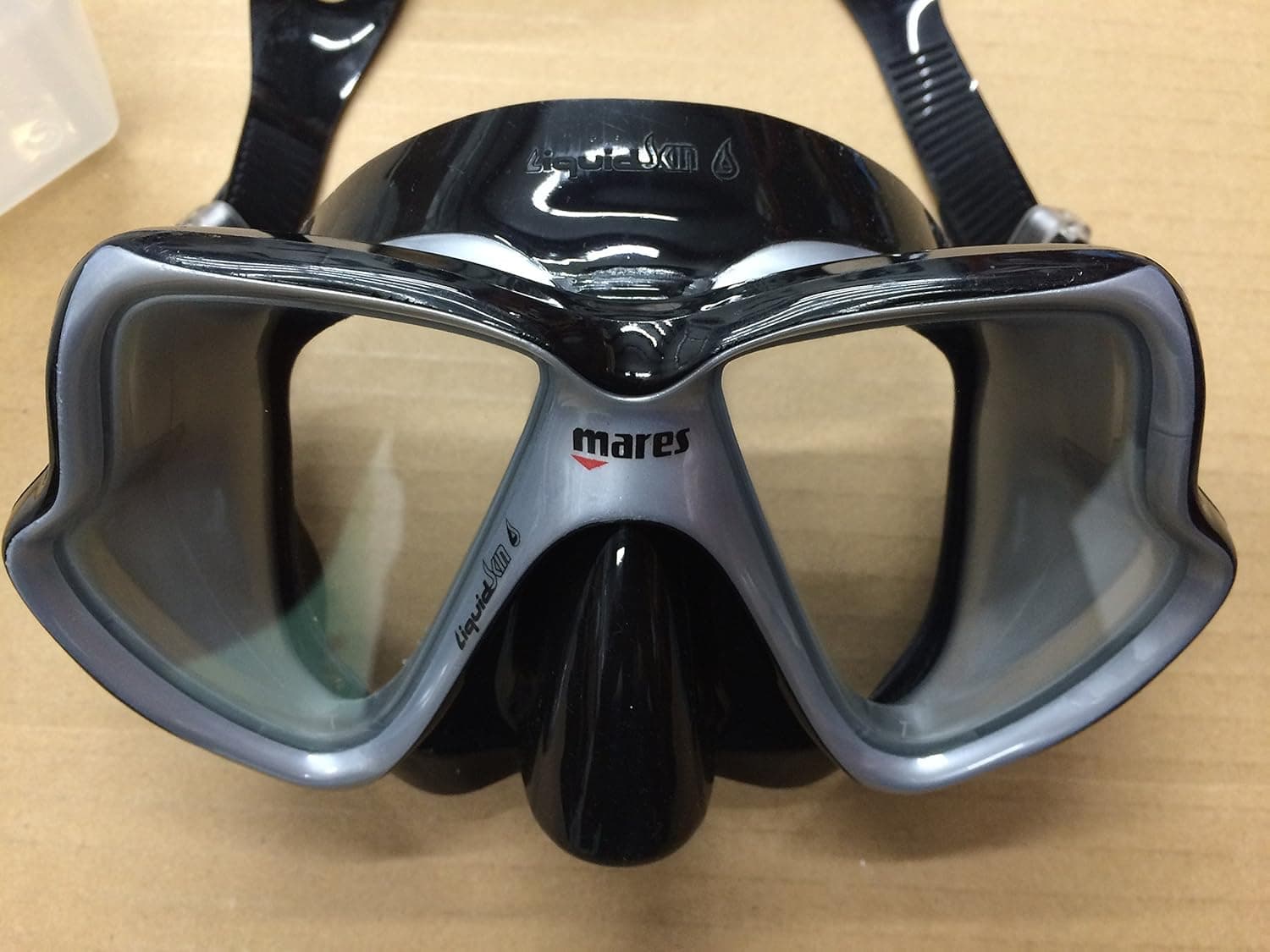Mares X-Vision 2-Window Liquidskin Dive Mask (Silver/Black)
