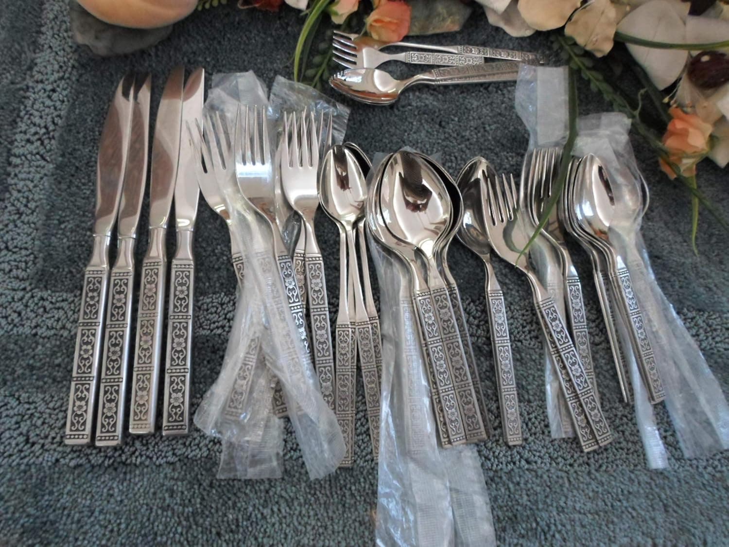 Oneida 18/8 USA Community Stainless Flatware Set ISABELLA 38pcs Nice Odd Lot EXCELLENT