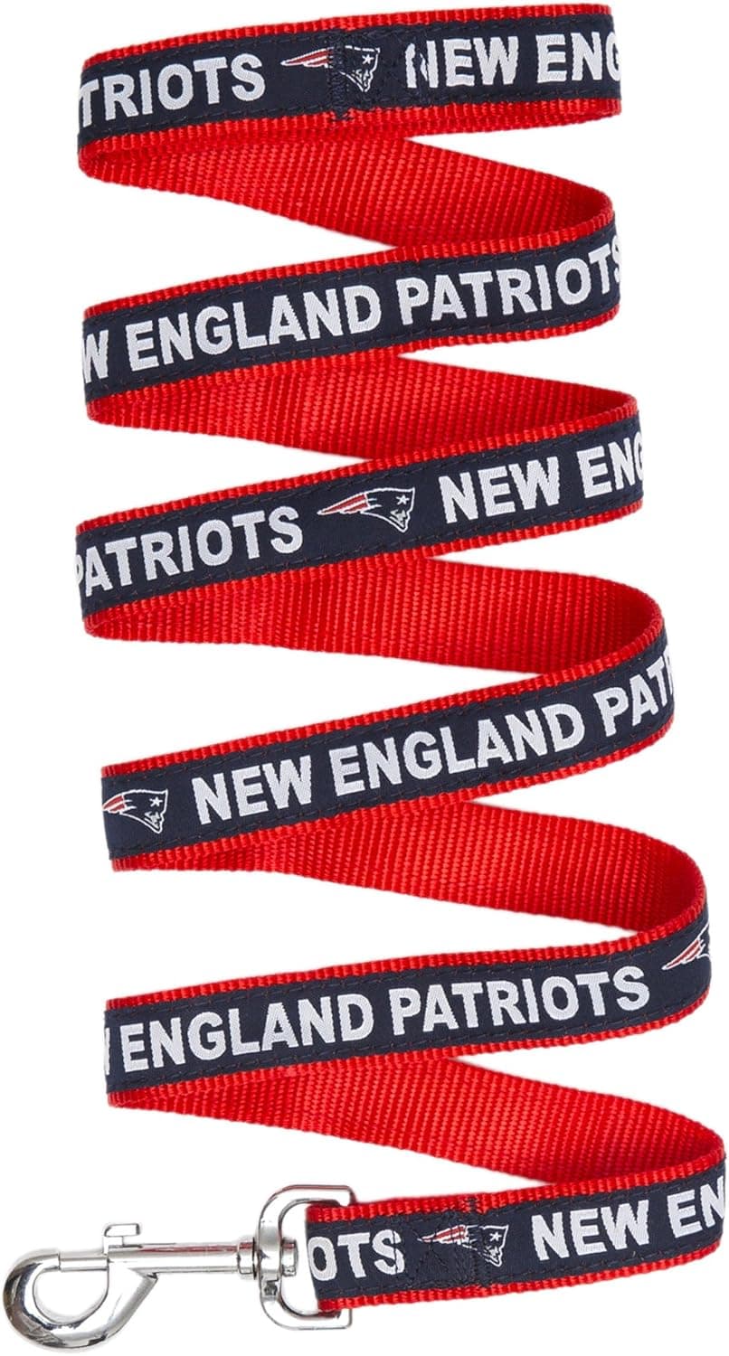 Pets First New England Patriots Leash, Medium