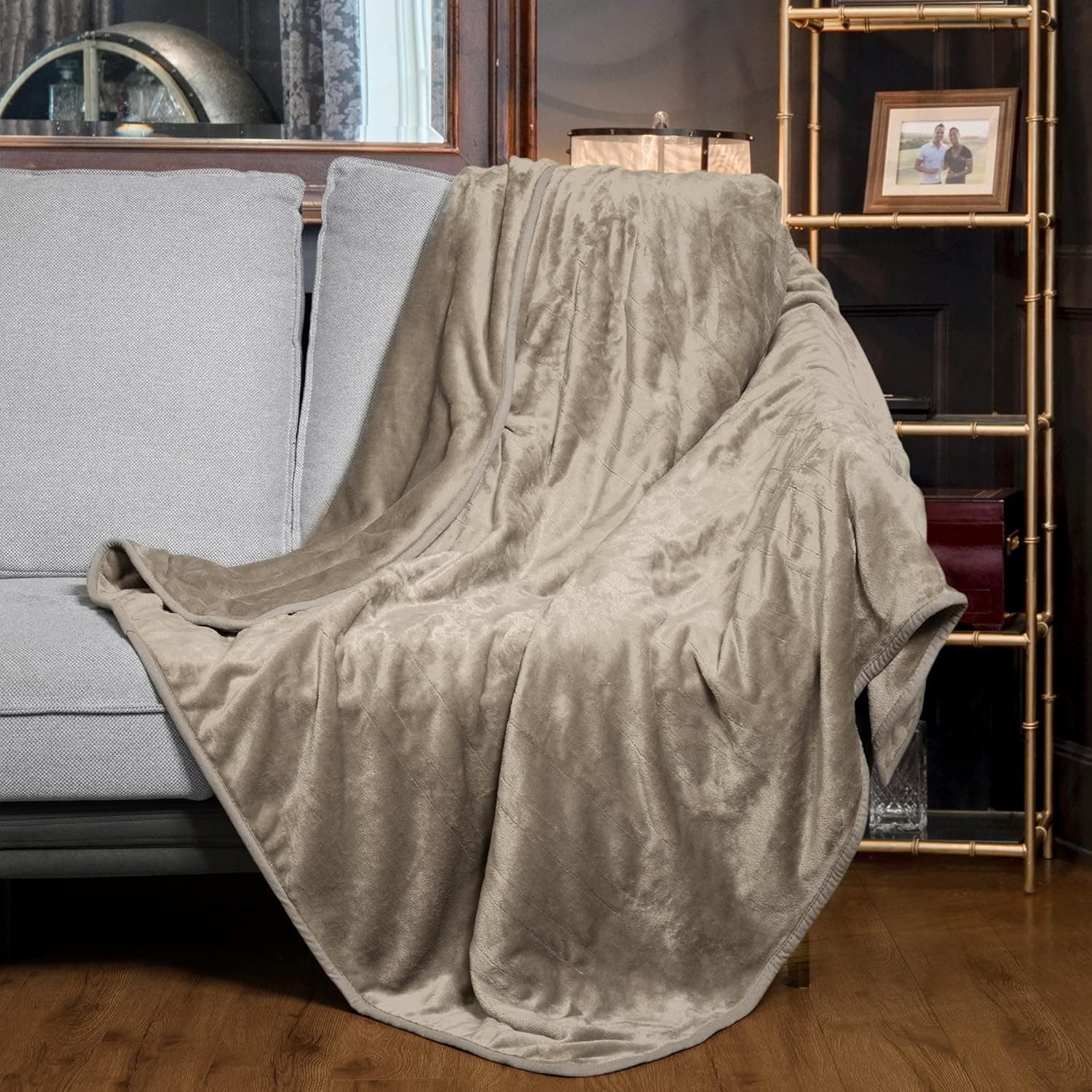 WOOMER [5 Year Warranty] Electric Heated Throw Blanket(50"x 60"), Soft Flannel Fast Heating Blanket with Multi-Color Option, 4 Heating Levels & 4H Auto Off, Machine Washable, Over-Heat Protection