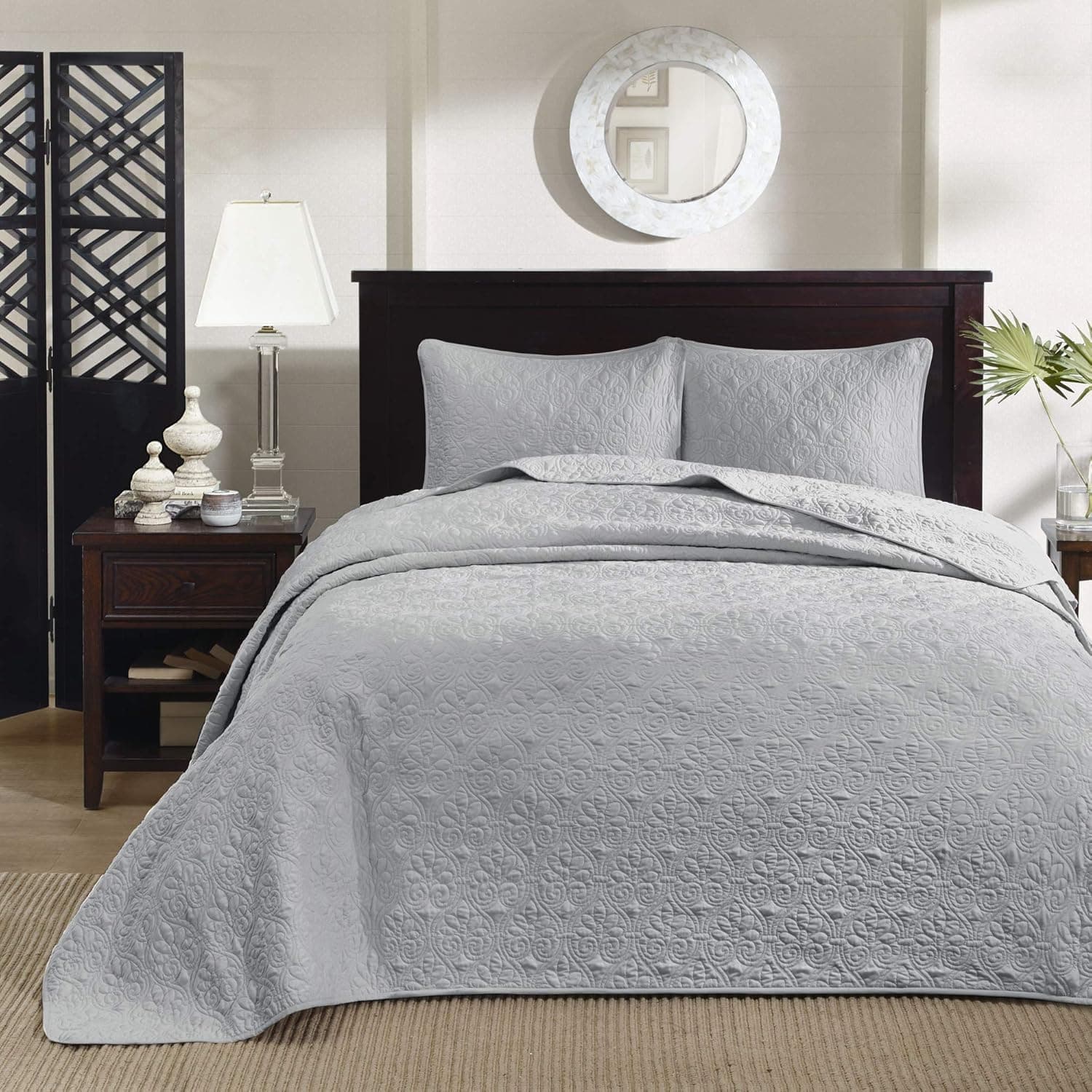 Madison Park Quebec Queen Size Quilt Bedding Set - Grey , Damask – 3 Piece Bedding Quilt Coverlets – Ultra Soft Microfiber Bed Quilts Quilted Coverlet