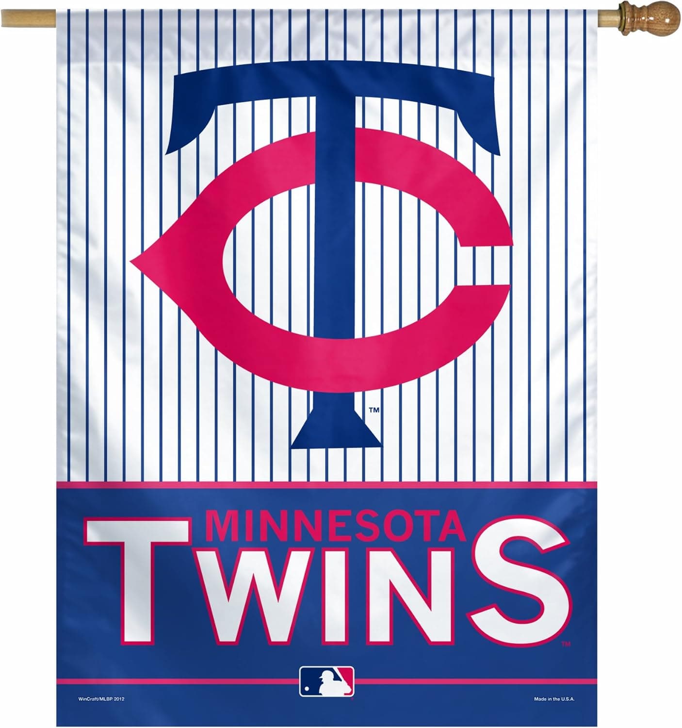 MLB Minnesota Twins 27-by-37 inch Vertical Flag