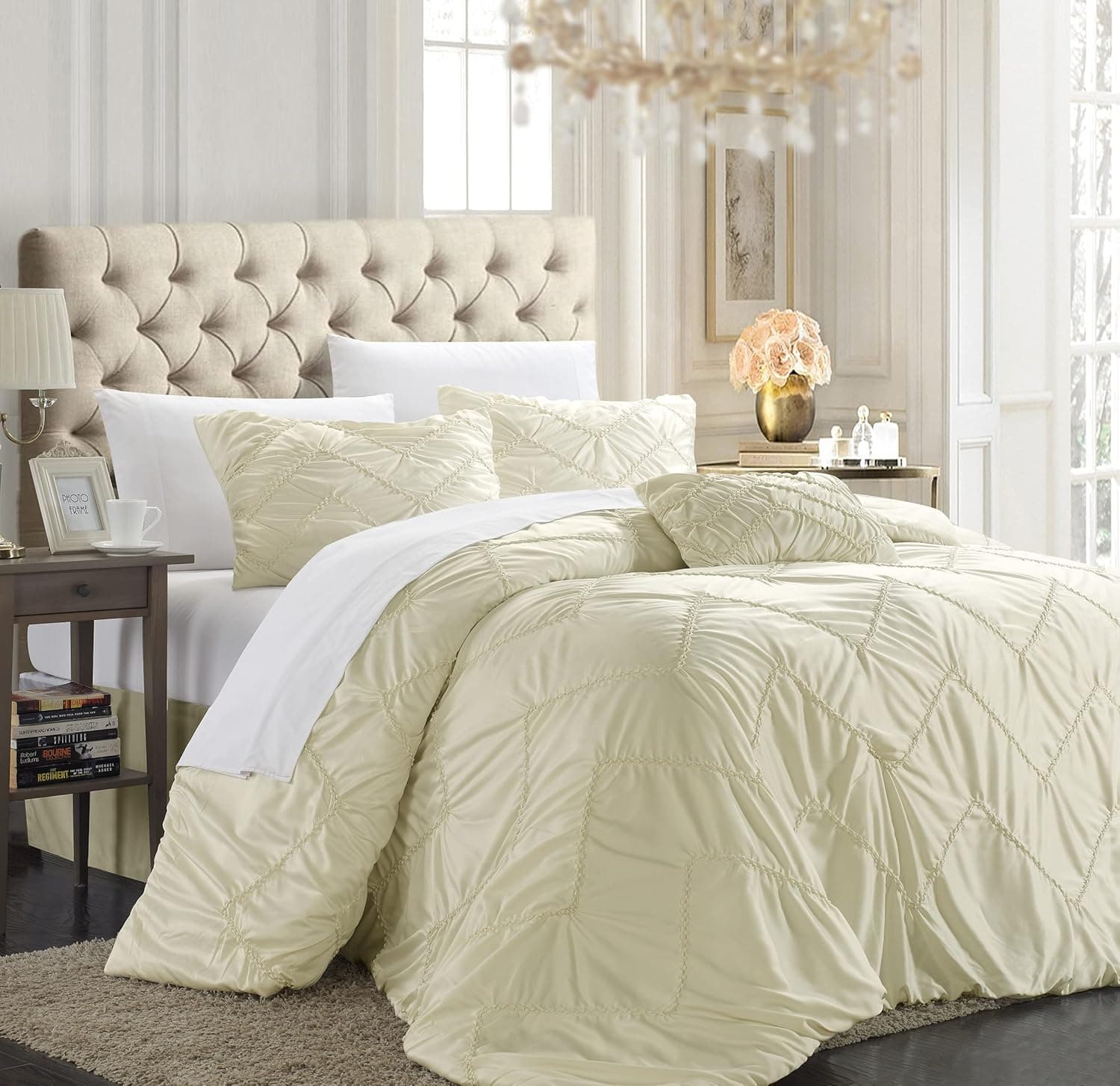 Chic Home Isabella 4-Piece Duvet Cover Set, Queen, Beige
