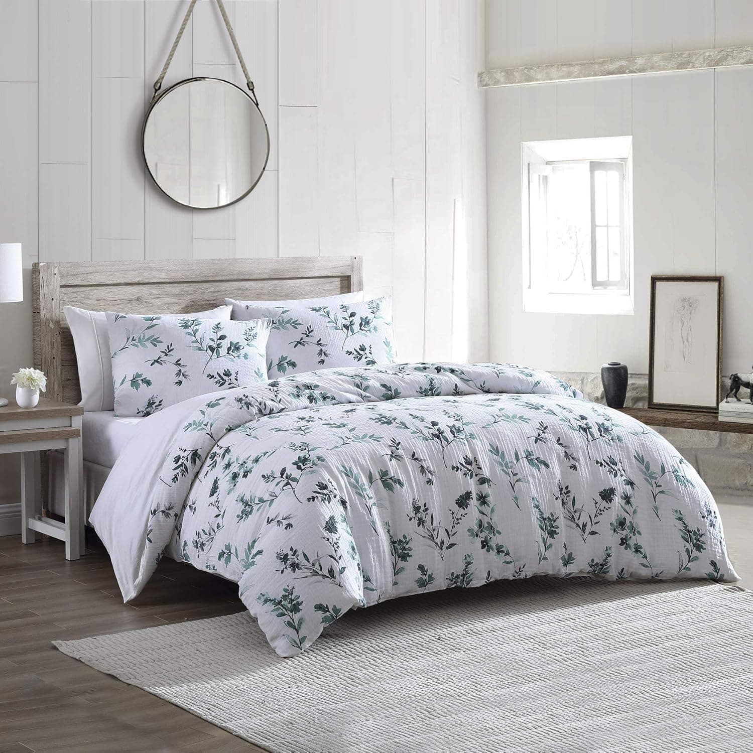 Brielle Home Gardiner Printed Floral Cotton Gauze Comforter Set, Green/White, King