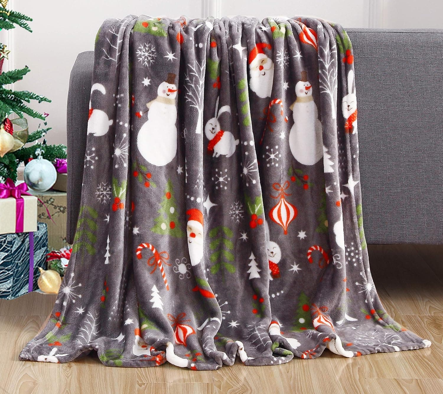 Elegant Comfort Velvet Touch Ultra Plush Christmas Holiday Printed Fleece Throw/Blanket - 50" x 60inch, (Santa)