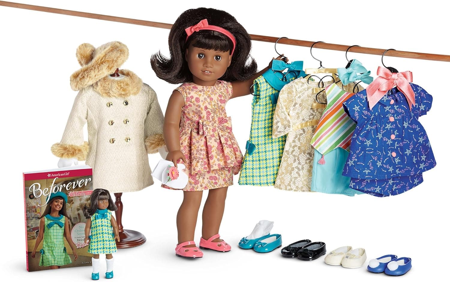 American Girl Melody Doll & ’60s Fashion Collection
