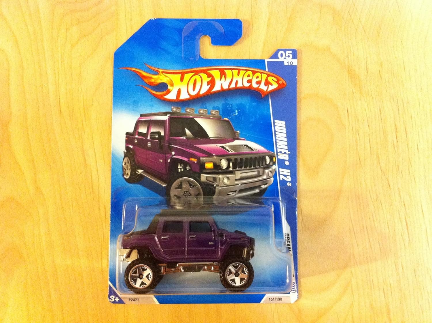 Hot Wheels 2009 Dream Garage Purple Hummer H2 1:64 Scale