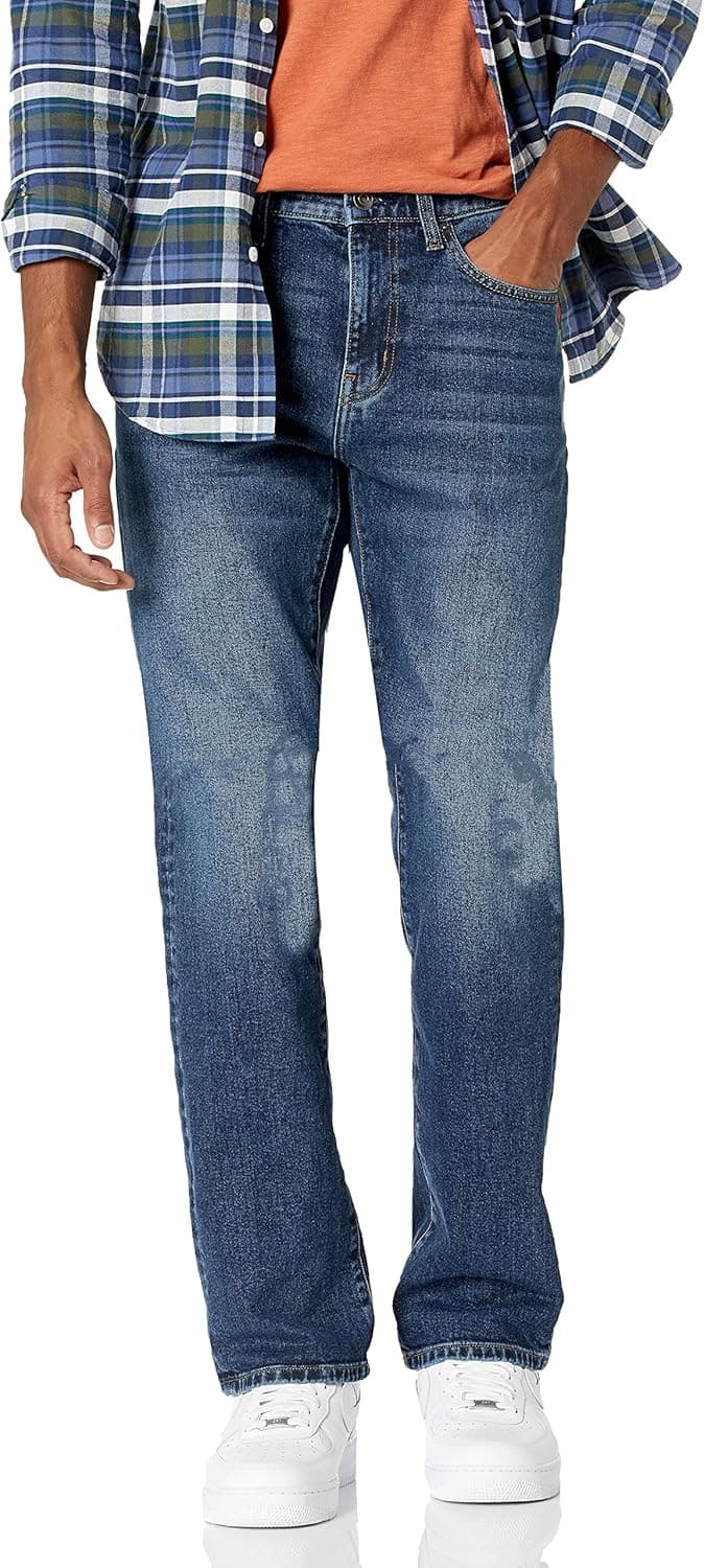 Amazon Essentials Men's Slim-Fit Stretch Bootcut Jean