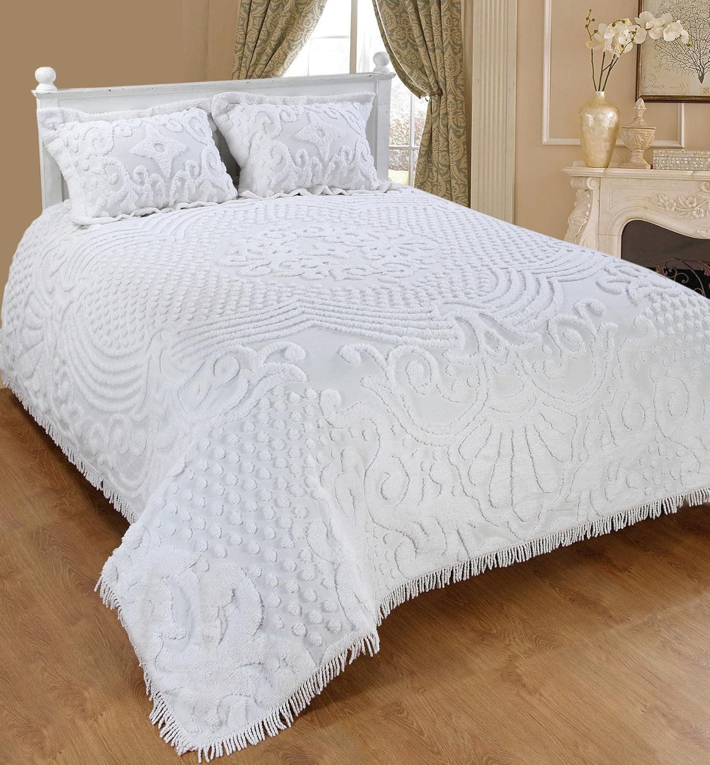 Saral Home Fashions Luxury 3 Piece Bohemian Bedspread Set 100% Cotton Chenille Large Medallion Coverlet Fringe Border Chic Cozy Matching Standard Size Sham Plush Floral Embroidered(King, White)