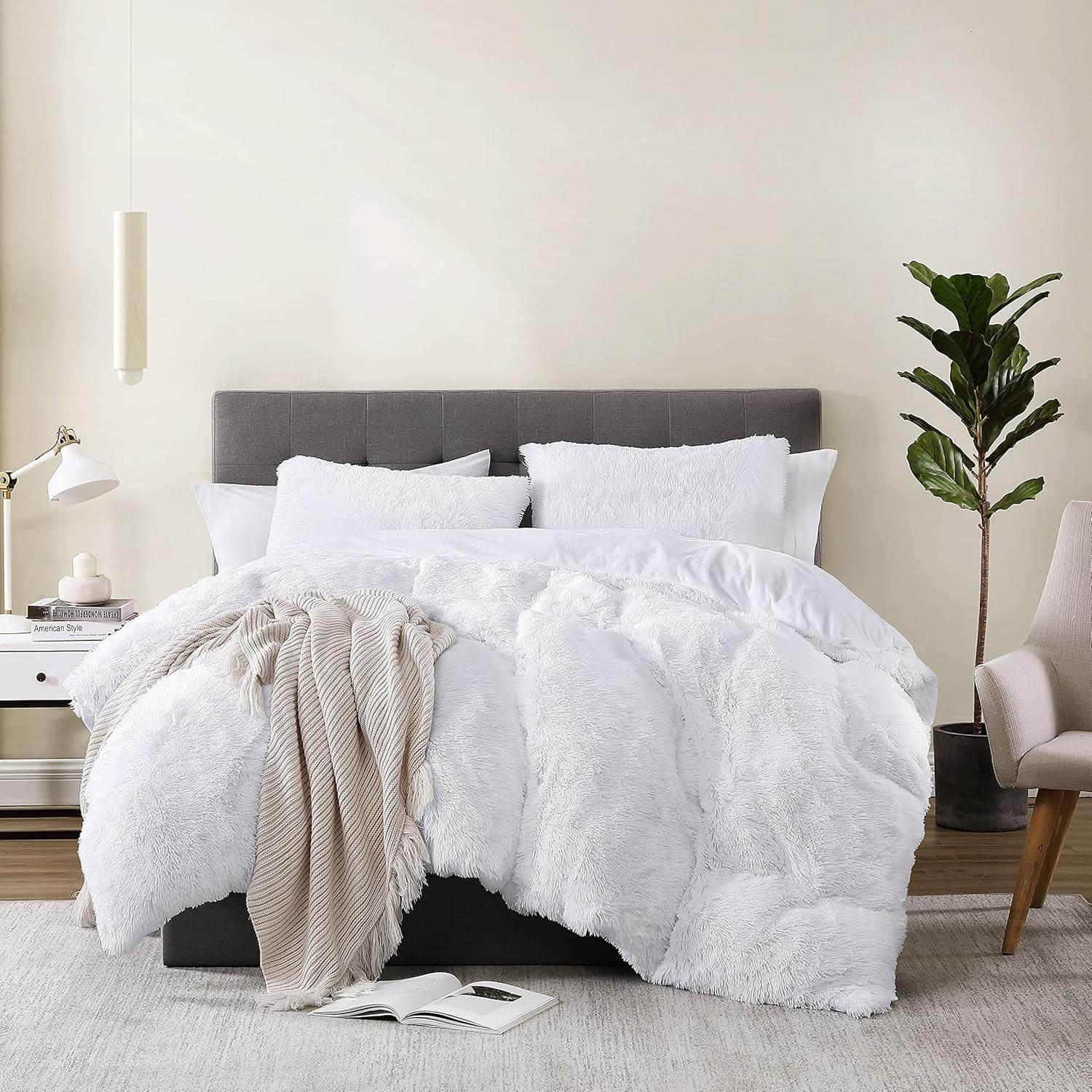 Lynnlov Solid Fluffy Plush Shaggy Duvet Cover Set Queen Size, Soft Fuzzy Faux Fur Comforter Cover, Luxury Furry Bedding Set 3 Pieces(1 Duvet Cover + 2 Pillowcases),Zipper Closure,90 x 90 Inches, White