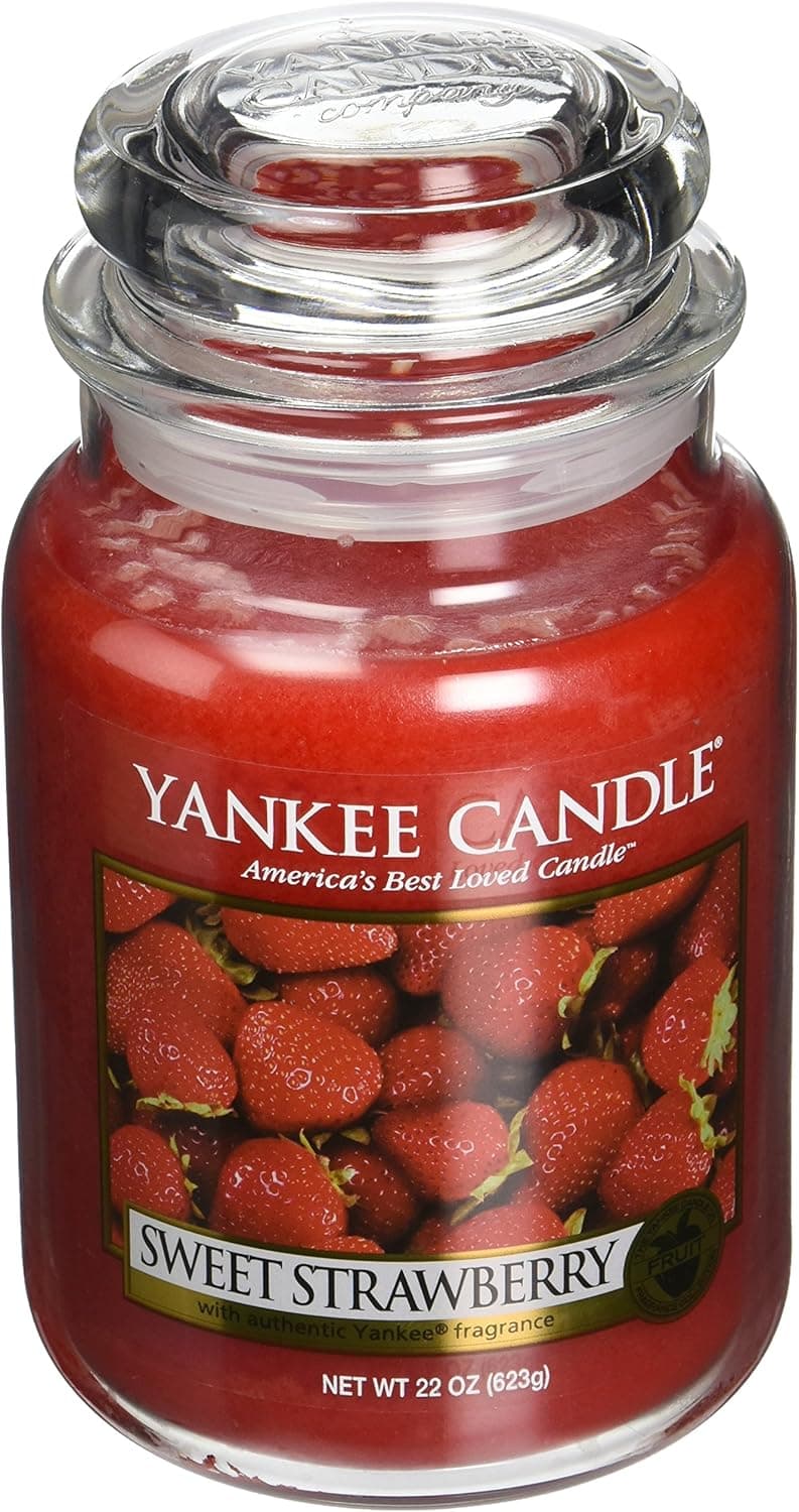 Yankee Candle Sweet Strawberry Small Jar Candle, Fruit Scent