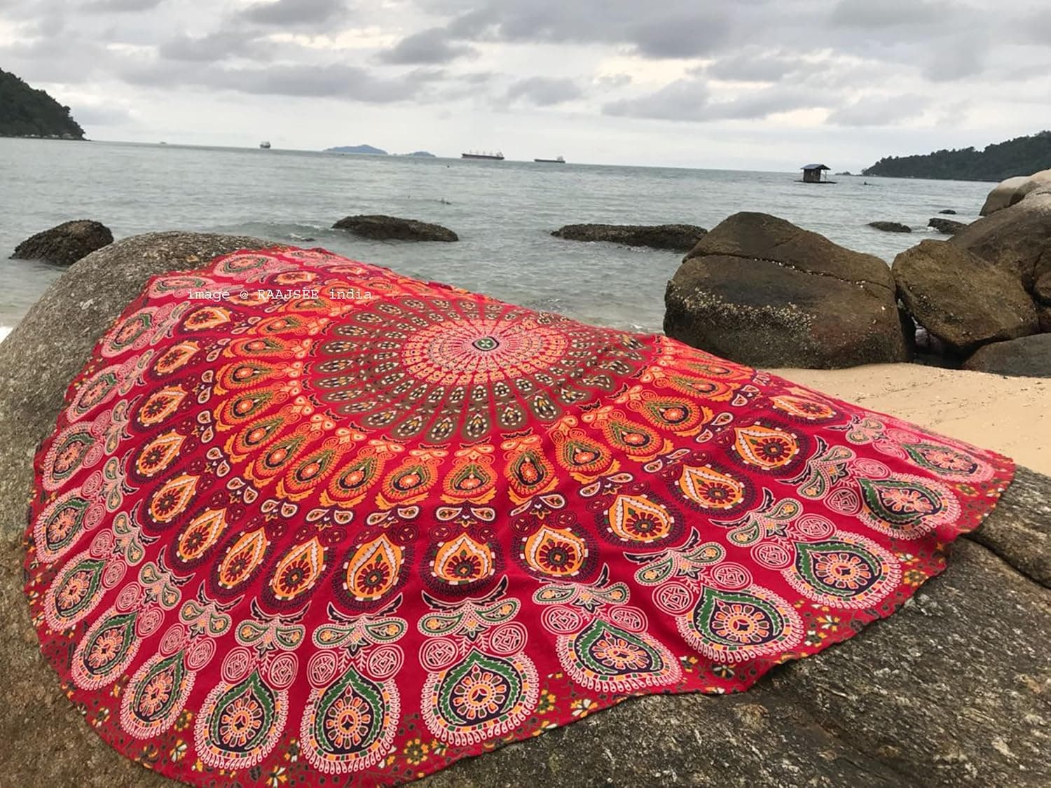 raajsee Red Mandala Round Beach Tapestry Hippie/Boho Beach Blanket Roundie/Indian Cotton Throw Bohemian Round Table Cloth/Yoga Mat Meditation Picnic Rugs 70 inch Circle