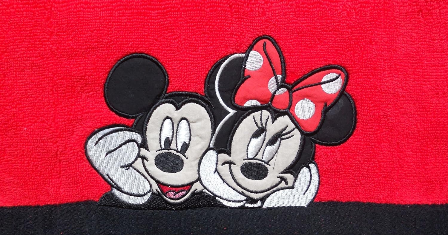 Disney Mickey and Minnie Mouse Embroidered Bath Towel