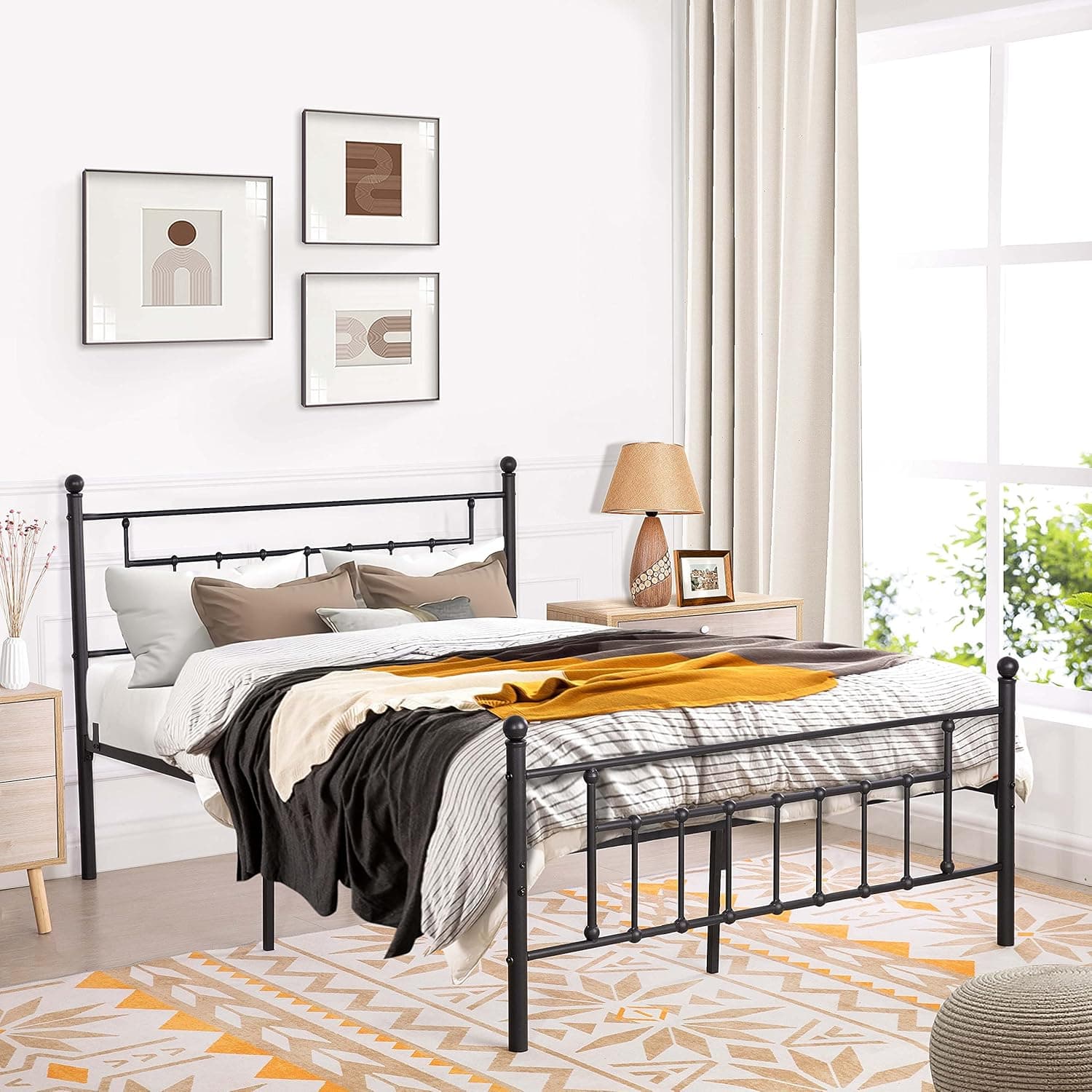 Naomi Home Leigh King Metal Bed Frame with Headboard Modern Victorian Bed Frame King Size Vintage Sturdy Vintage Metal Farmhouse Bed Frame with Metal Slats Matching Headboard and Footboard King