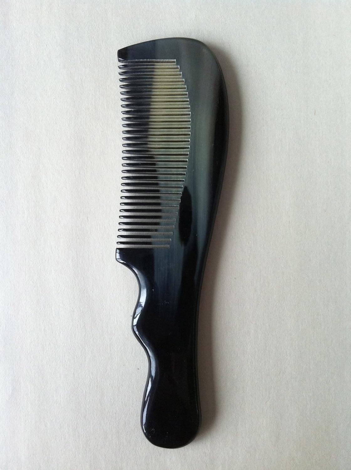 Anti- Static Natural Horn Hair Detangling Comb with Handle 7.1“