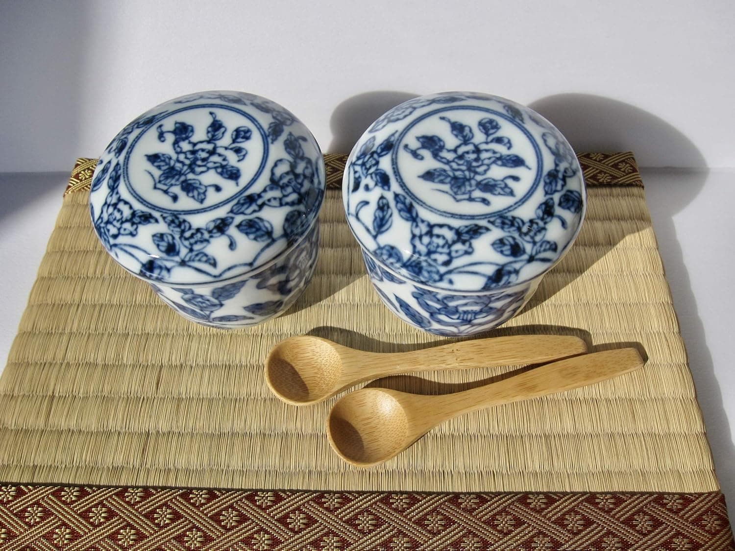 Mino Ware Japanese Chawan-mushi Cups with Lid and Spoon Authentic Peony Floral Pattern pattern Navy Blue Set of 2 TR20835 from Japan