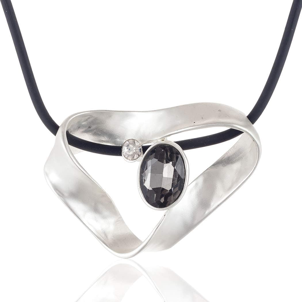 Black choker chunky necklaces for women with silver crystal pendant leather necklace