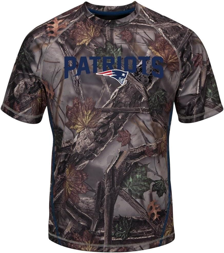 Majestic New England Patriots NFL The Woods Men's Camo Short Sleeve T-Shirt