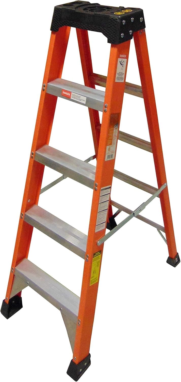 Tradecraft 5' Fiberglass Step Ladder Grade 1A 300lb