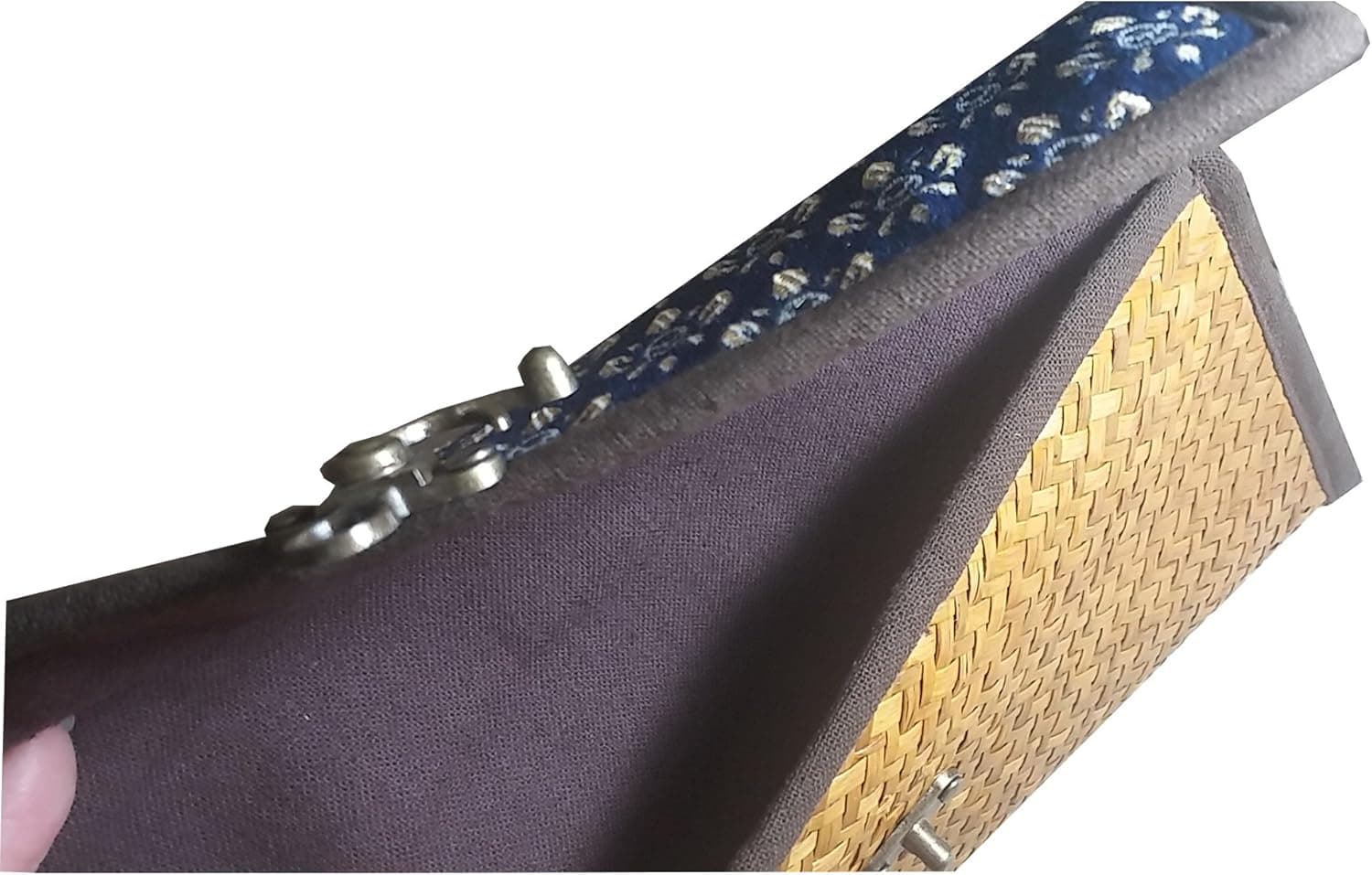 Handmade Flat Clutch handbag natural wicker basket green for casual use